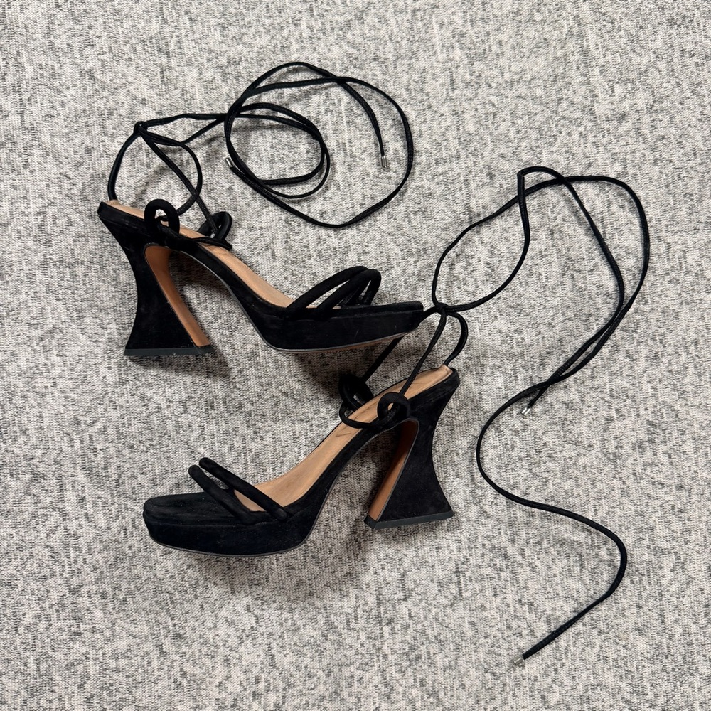 Chic Black Lace-Up Heels